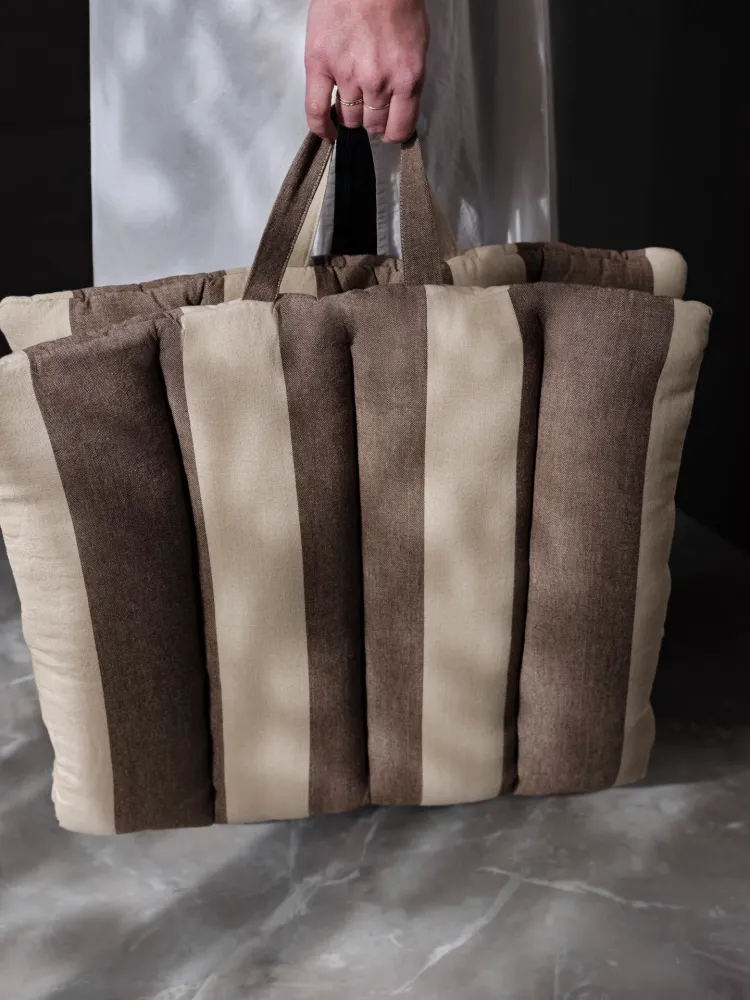 Värmetålig underlägg Strand Folding Mat - Carob Brown/Parchment