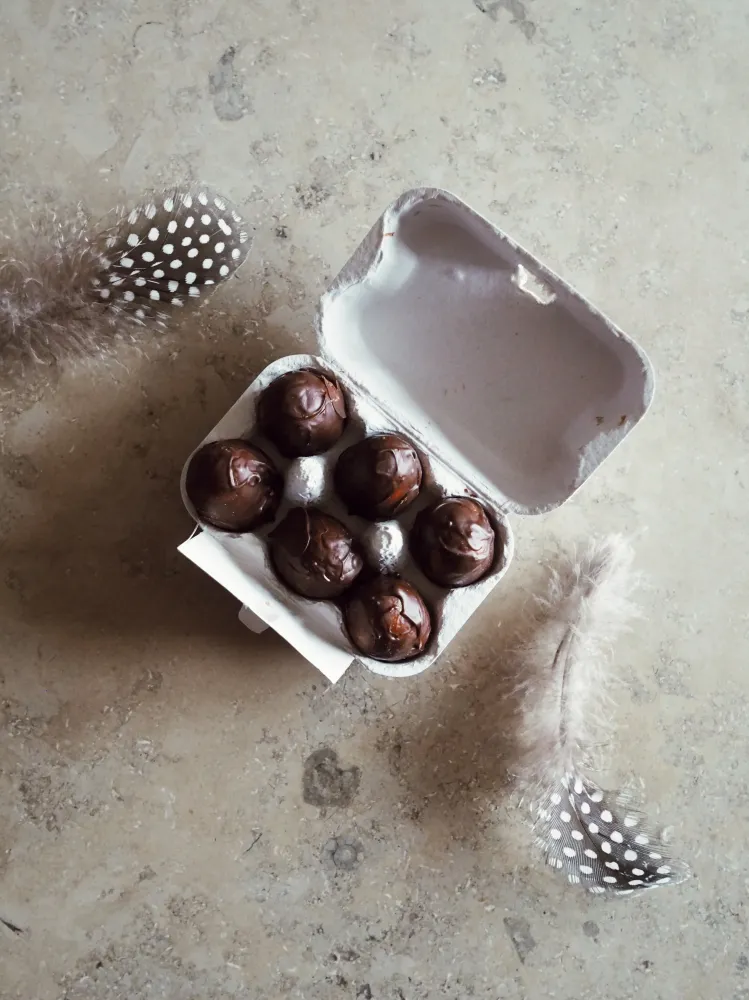 Lilla Wester Handgjorda Chokladpraliner - Marsipanägg 6st