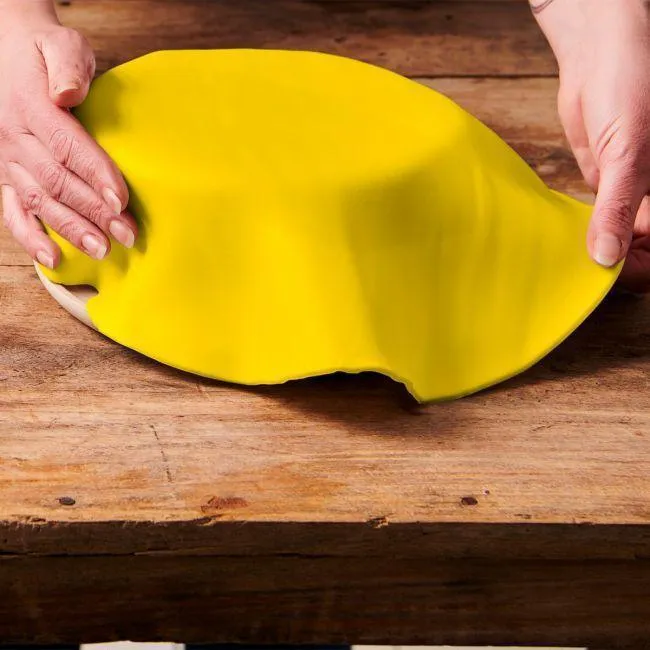 Utrullat sockerpasta - Mjuk gul