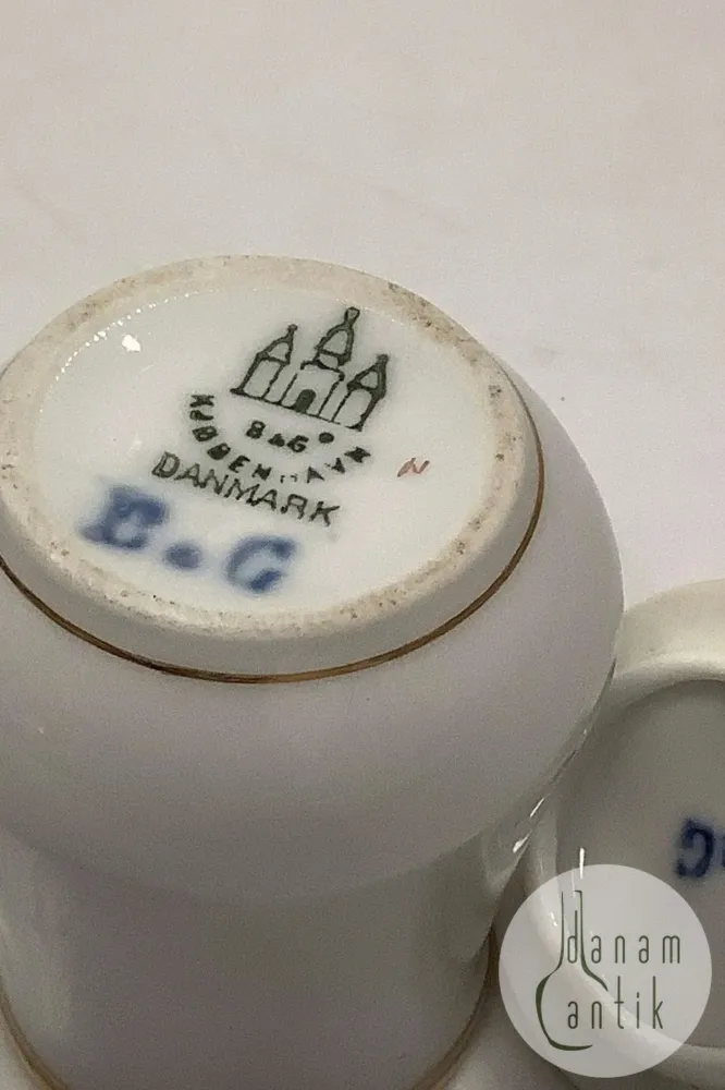 Bing og Grøndahl Offenbach 1 / Sennepskrukke med låg no 52