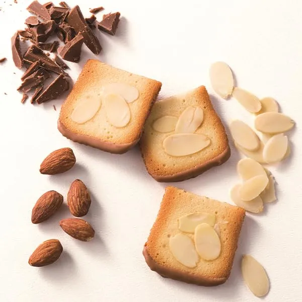YOKUMOKU Sweets Assortment 24 St Milk Chocolate Cookies Med Mandlar