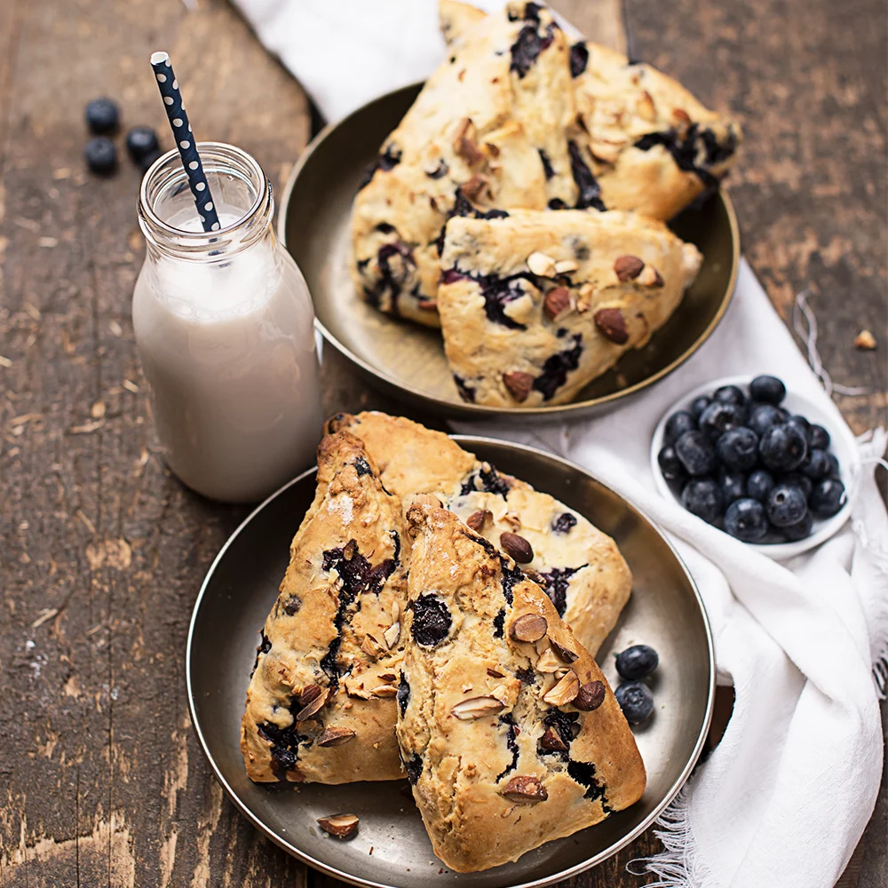 Bakmixa scones med kanelsocker