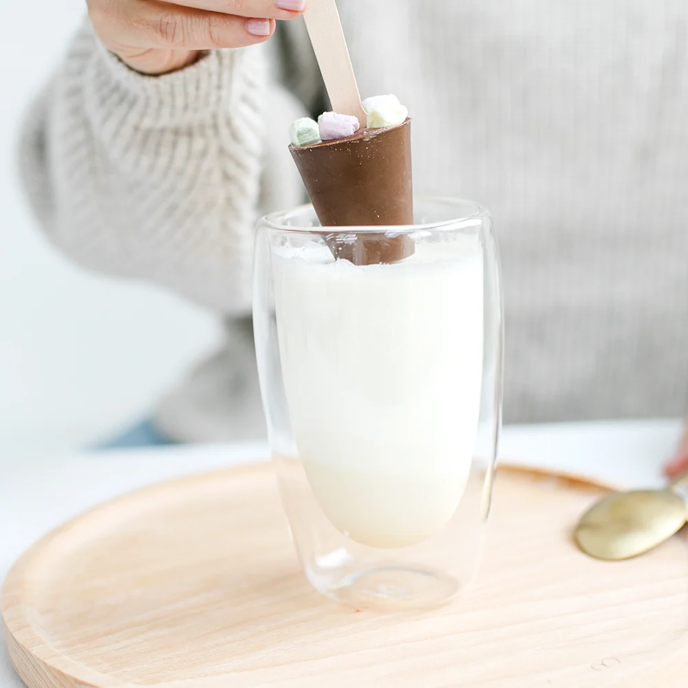 Dricker chokladmarshmallow "Var fräck, vild & underbar"