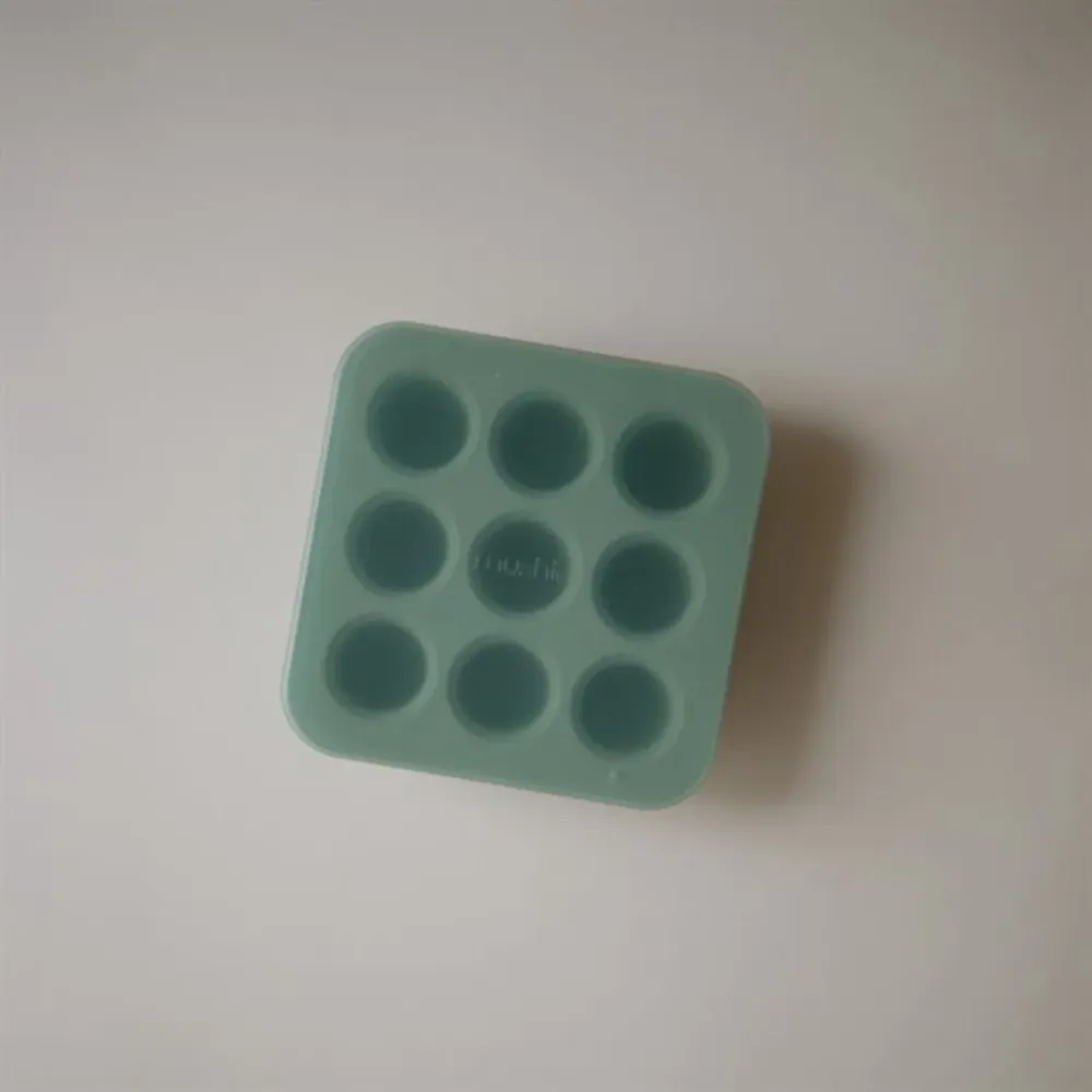 Mushie Cambridge Blue Just- Food Feeder Freezer Tray