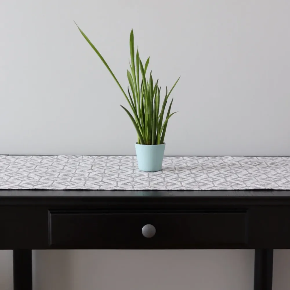 Table Runner Harjumaa Matching Napkins