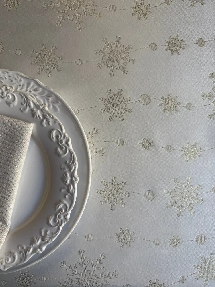 Rectangular Tablecloth - Golden Snowfall Formal Dining 330