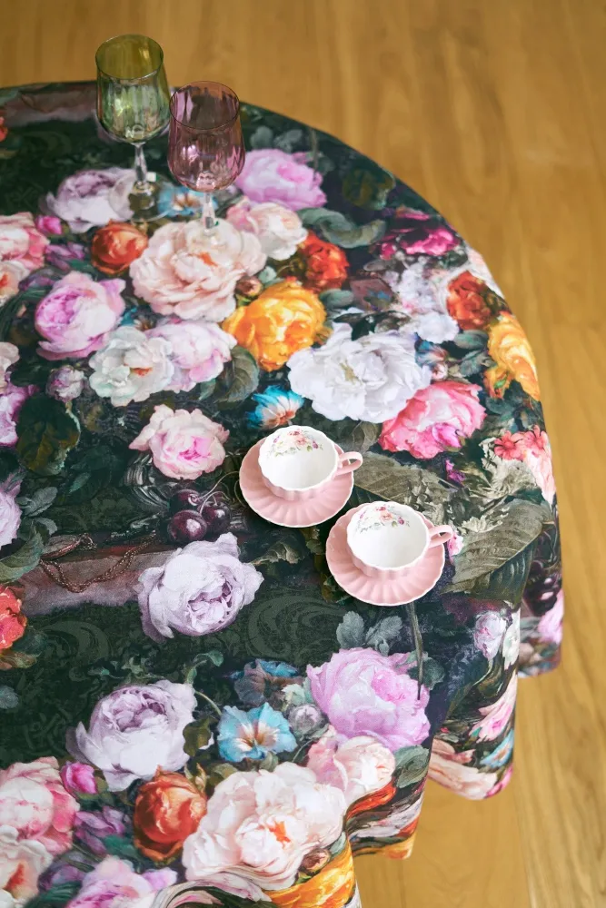 Round Tablecloth - Francine Black Thanksgiving Dinner 75in