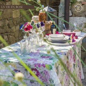 La Vie En Rose - Table Cloth - Machine Washable 170