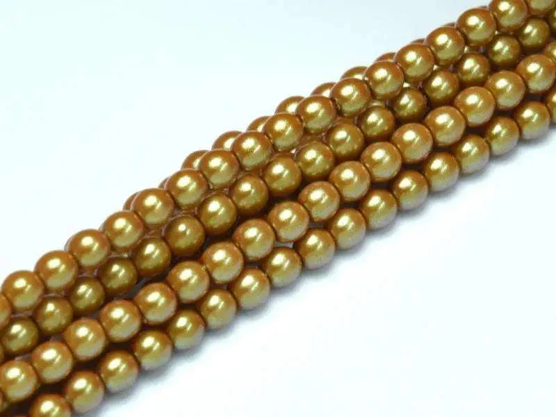 Tjeckiska Pearl Shell - Mocha Latte 2mm, 1 sträng