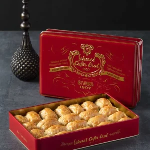 Cafer Erol Turkish Baklava med pistasch, röd tennlåda - 35.27oz
