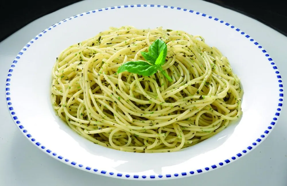 S&B basilikakryddmix för pasta burk 53g