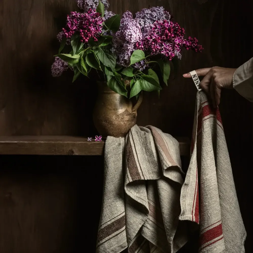 Kökshandduk "rustik" i naturlinne, Vintage Red | Linen Tales