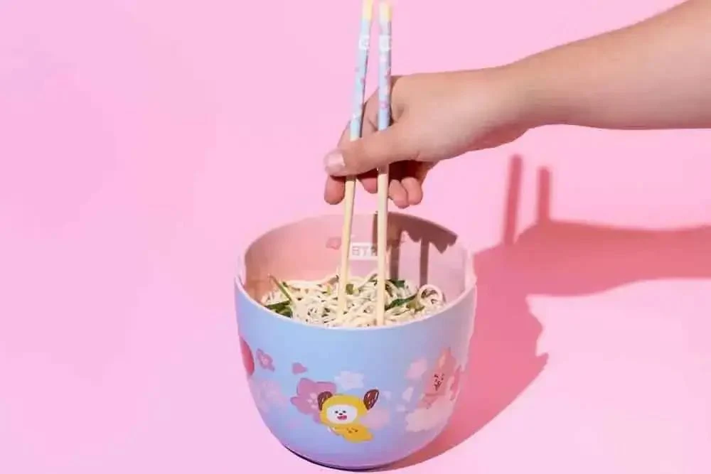 Premium Stainless Steel Bt21 Ramen Skål med ätpinnar