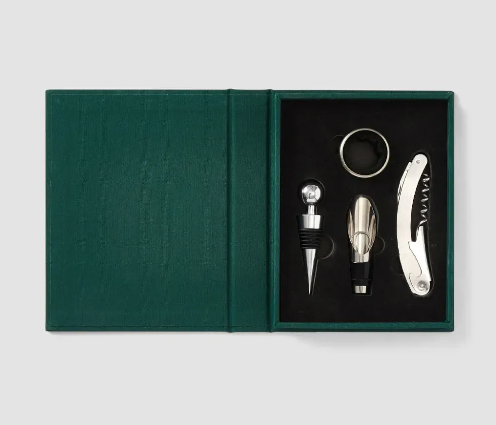 Presentlåda med vintillbehör | Corkscrew & Foil Cutter Included