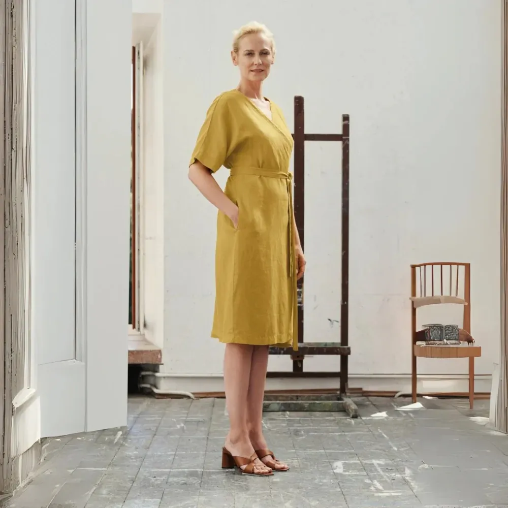 Prisbelönt Design Linen Vine Dress - Lemon Curry